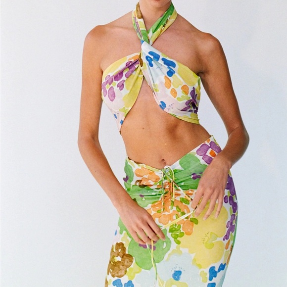 With Jean Naomi Set in Water Babies - Picture 2 of 9